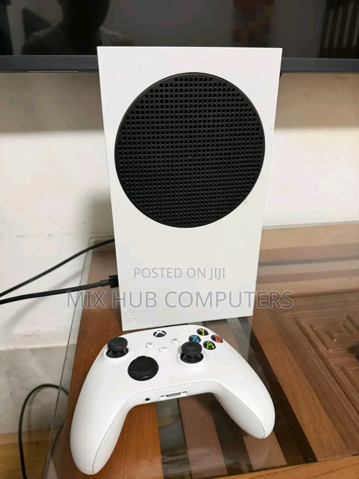 Series S White