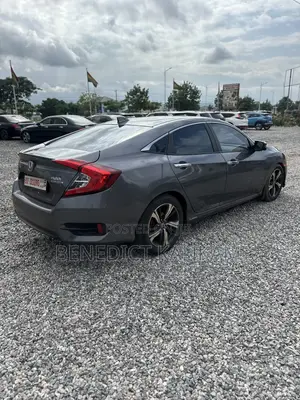 Honda Civic Touring 4dr Sedan (1.5L 4cyl) 2017 Gray