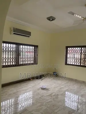 3bdrm Bungalow in Lakeside Estate for rent