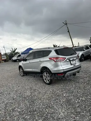 Ford Escape Titanium 4dr SUV AWD (1.6L 4cyl Turbo 6A) 2015 Gray