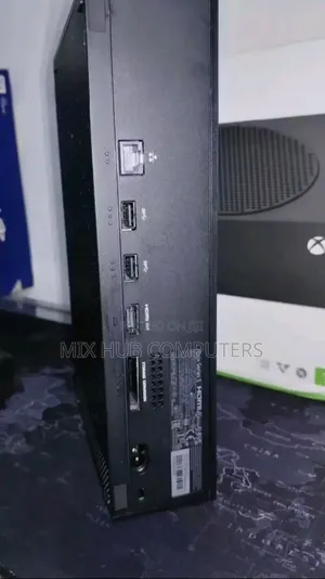 Black Xbox S With 5games