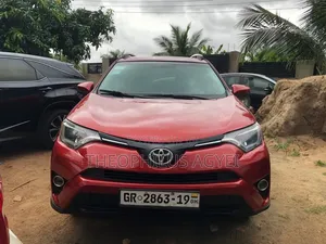 Toyota RAV4 2017 Red