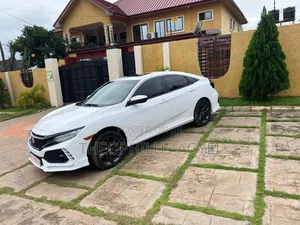 Honda Civic 2018 White