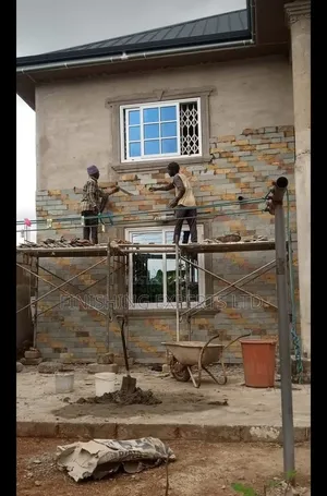 Stone Laying Expert