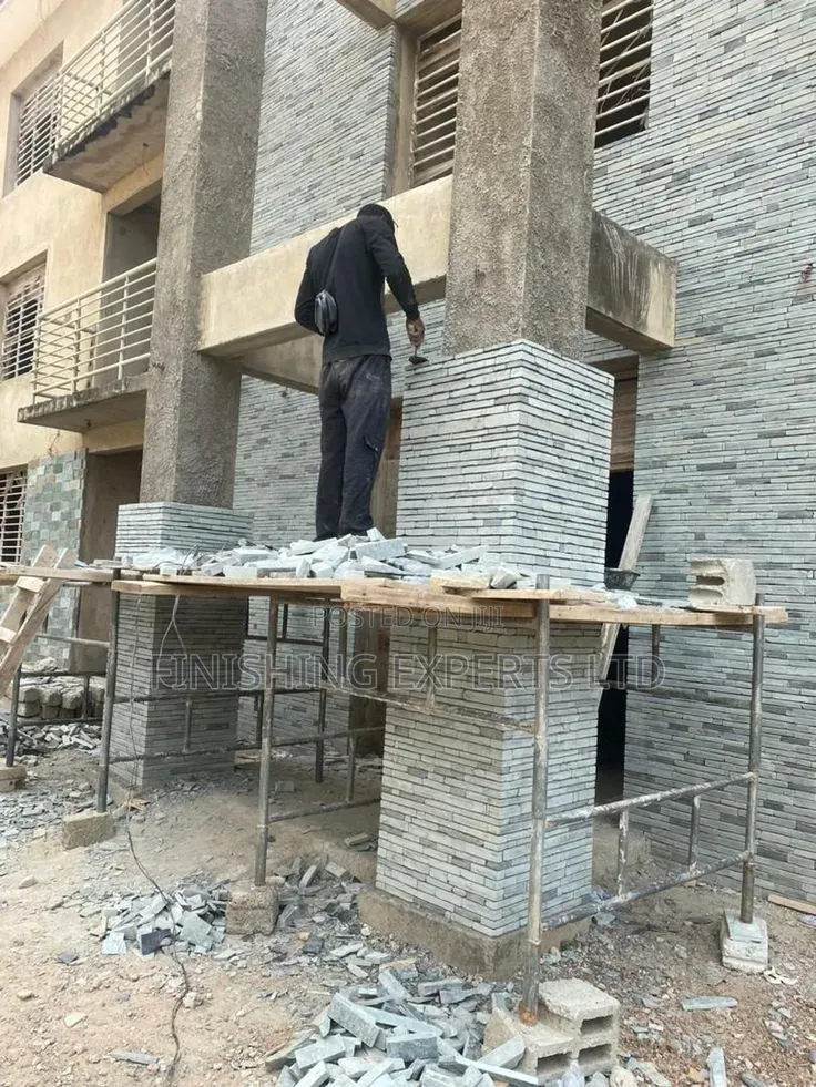 Stone Laying Expert