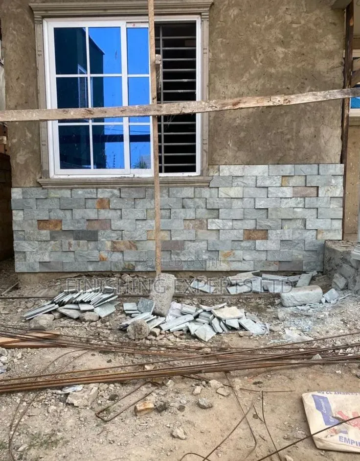 Stone Laying Expert