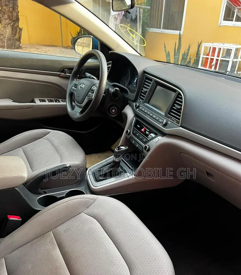 Hyundai Elantra 2017 Blue