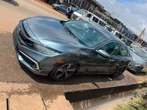 Honda Civic Touring 4dr Sedan (1.5L 4cyl) 2016 Gray