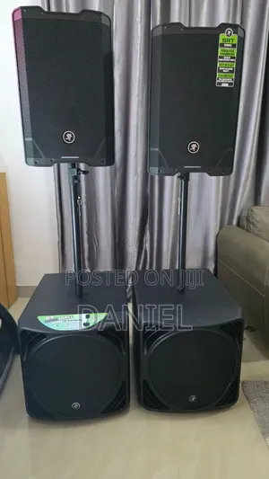 Mackie SRT 210 and Mackie SRM 1550 Subwoofer