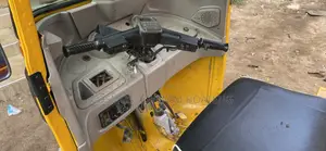 Bajaj RE 2021 Yellow