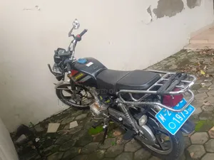 Royal RY125 2025 Black