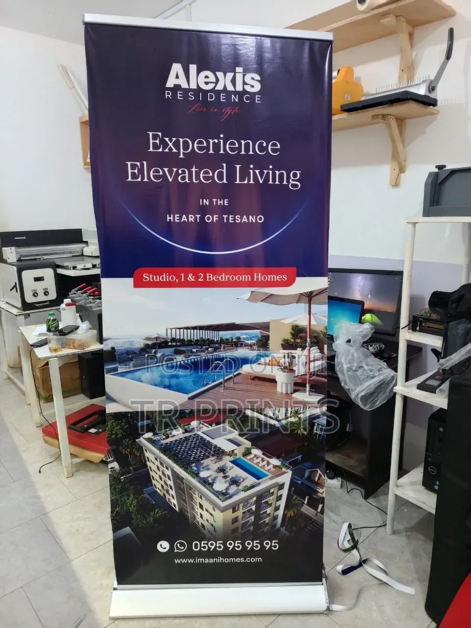 Pull-Up/Roll-Up Banner With Printing