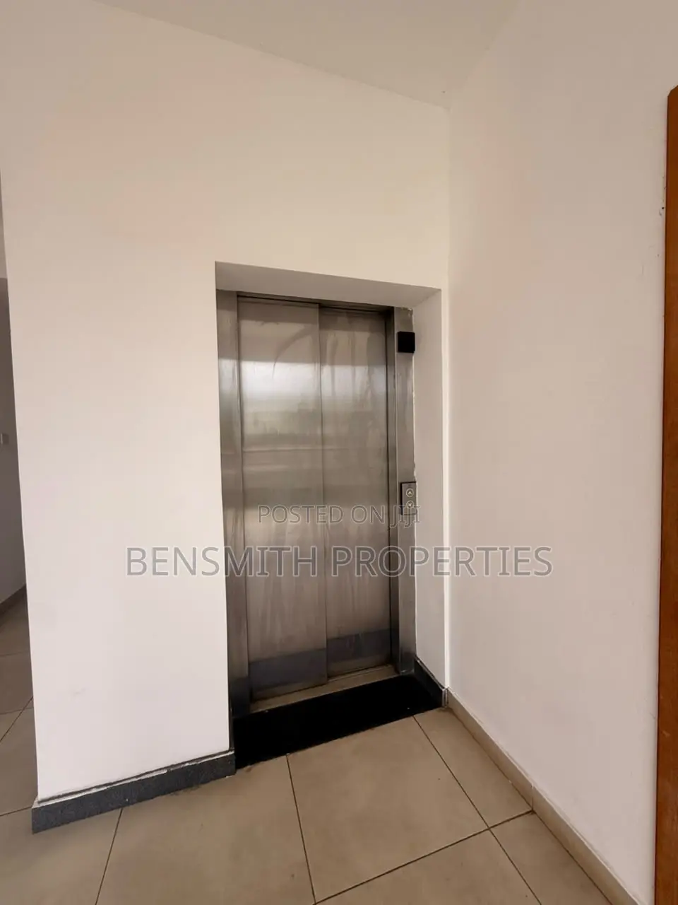 Furnished 2bdrm Apartment in Osu for rent