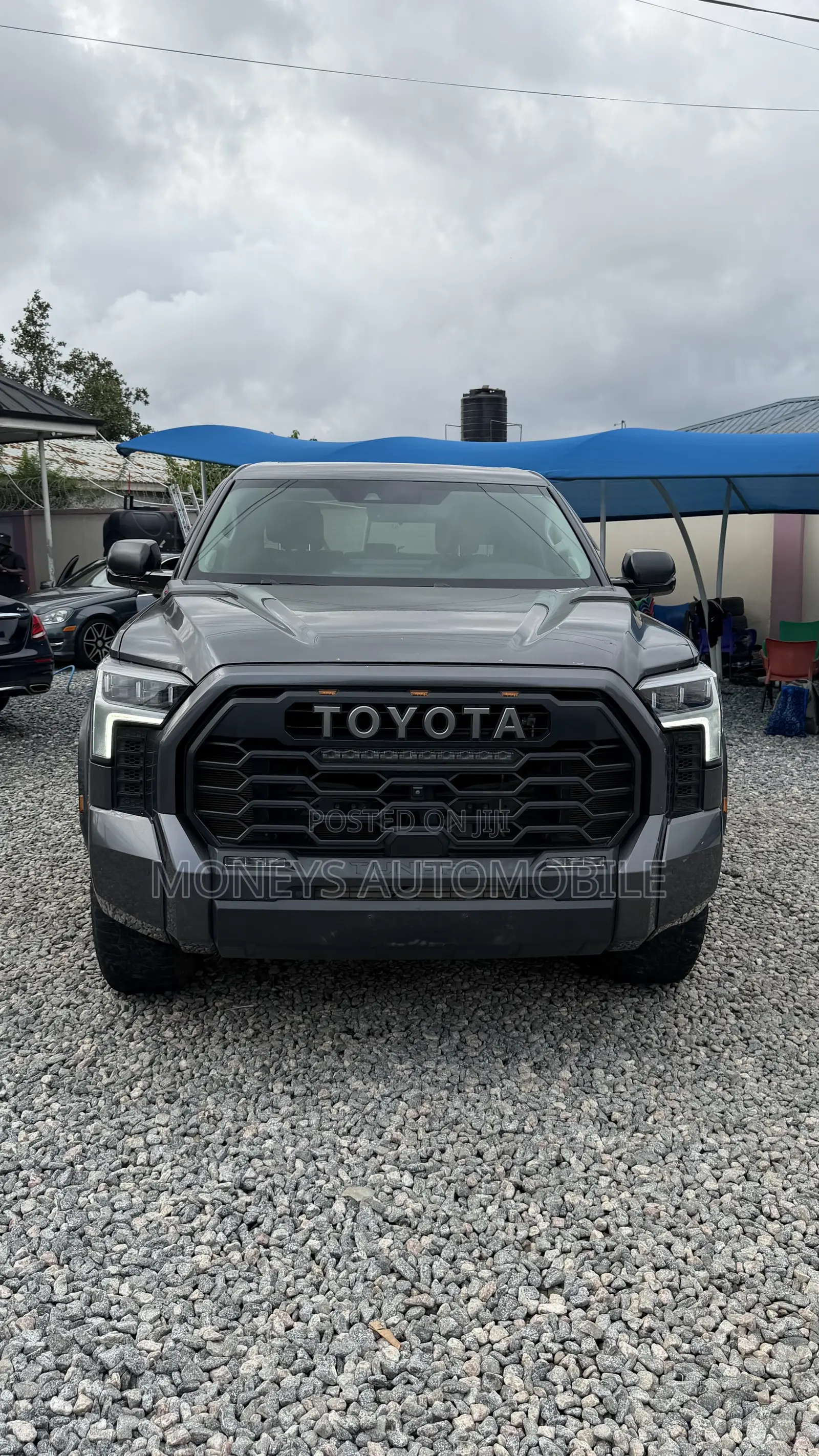 Toyota Tundra 2025 Gray