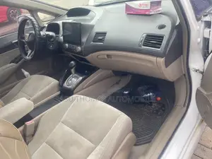 Honda Civic 2007 White