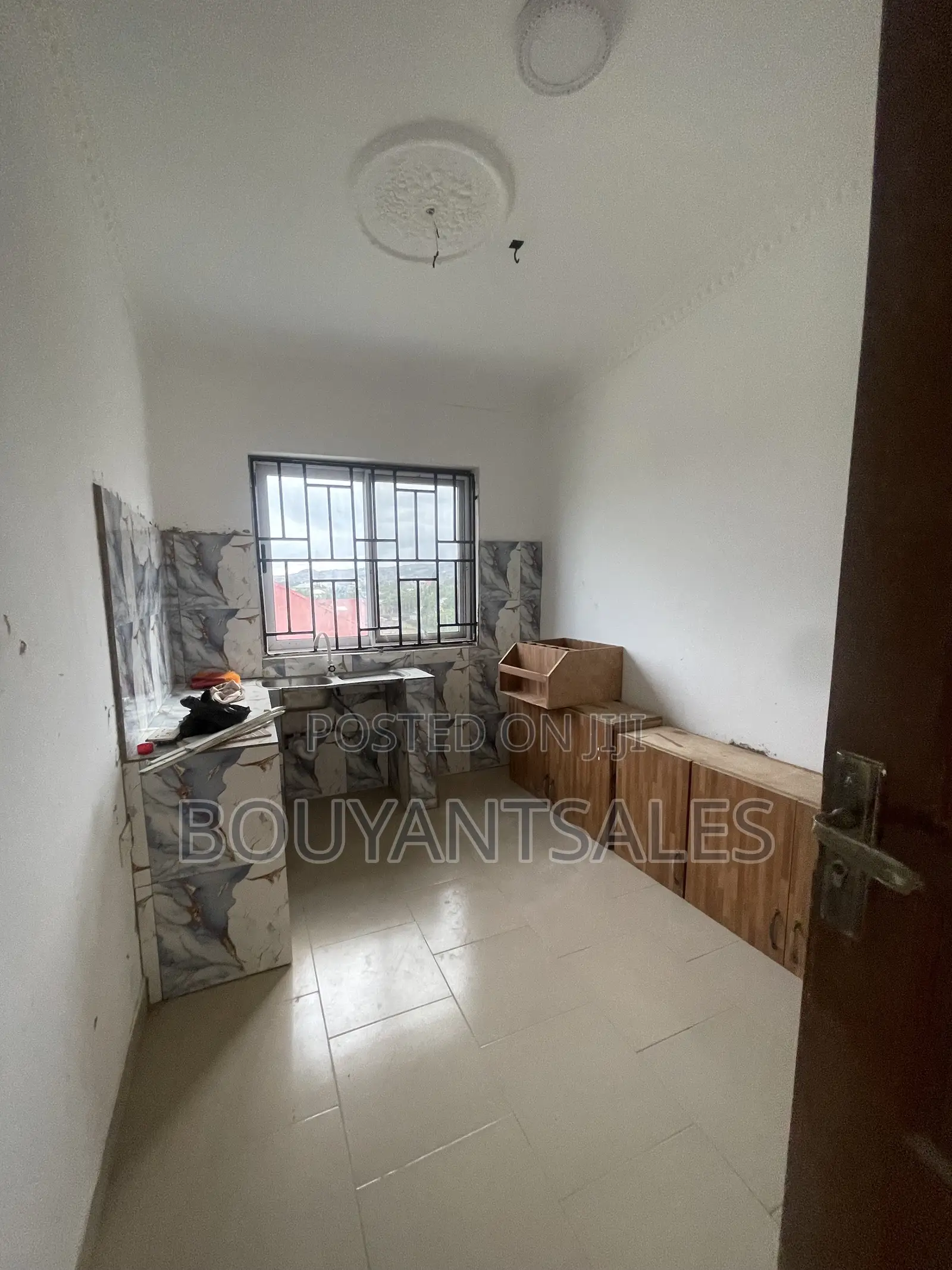 3bdrm Apartment in Pantang Gas Station, Adenta for rent