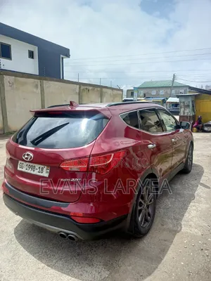 Hyundai Santa Fe 2015 Red