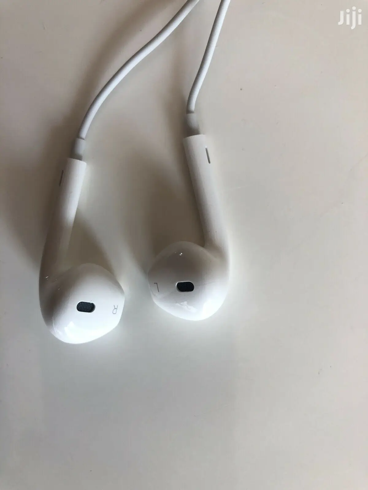 Apple Earhuds 3.5 Jack for iPhone Samsung and All Smart Fons