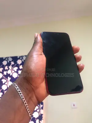 Apple iPhone XR 64 GB Red