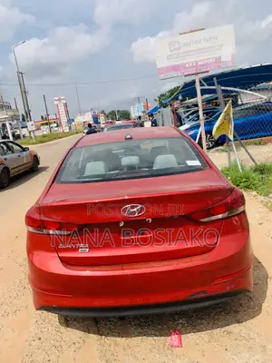 Hyundai Elantra 2016 Red