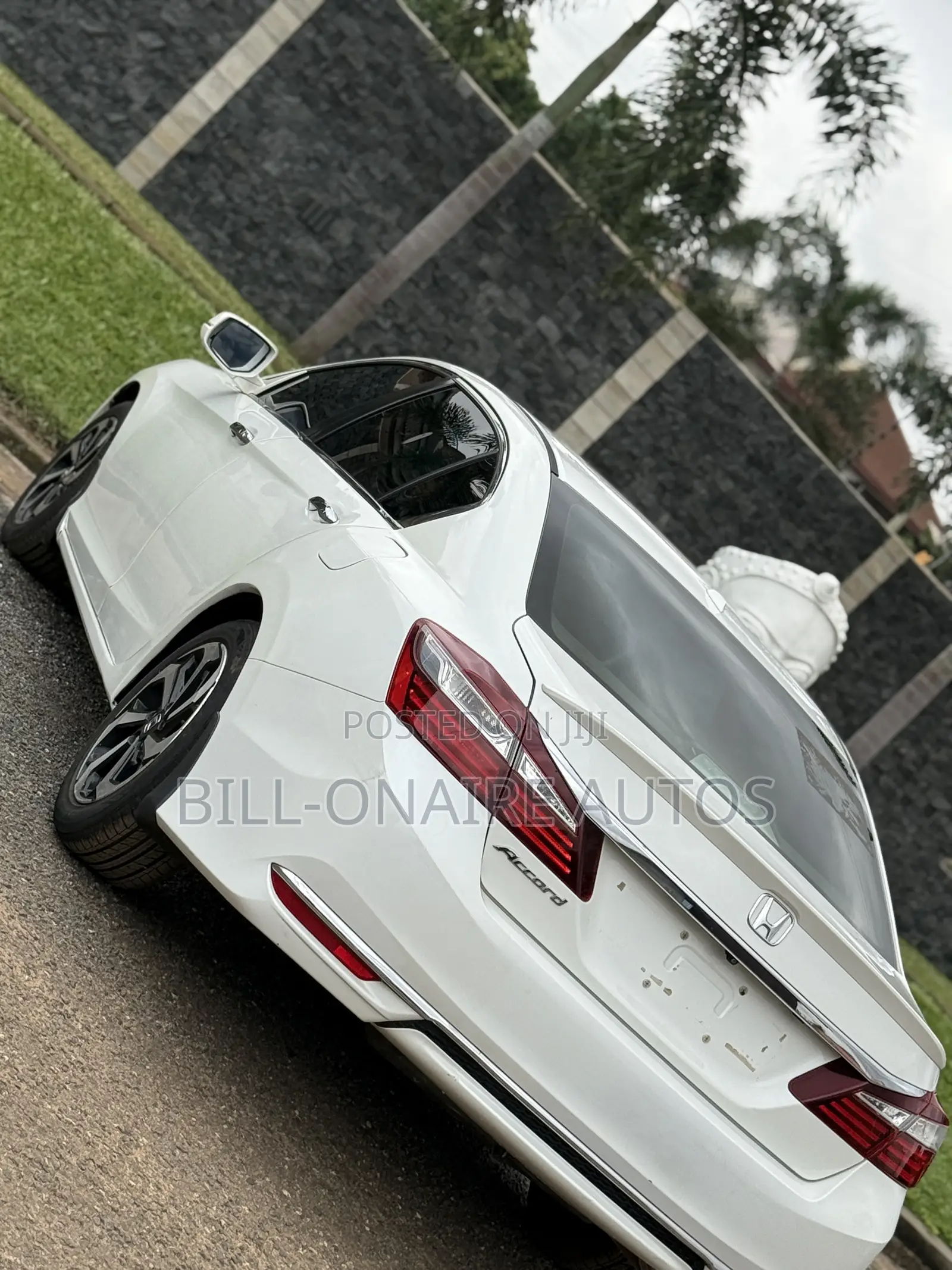 Honda Accord EX 4dr Sedan FWD (2.4L 4cyl 2A) 2017 White