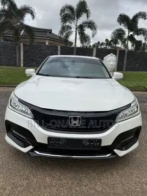 Honda Accord EX 4dr Sedan FWD (2.4L 4cyl 2A) 2017 White