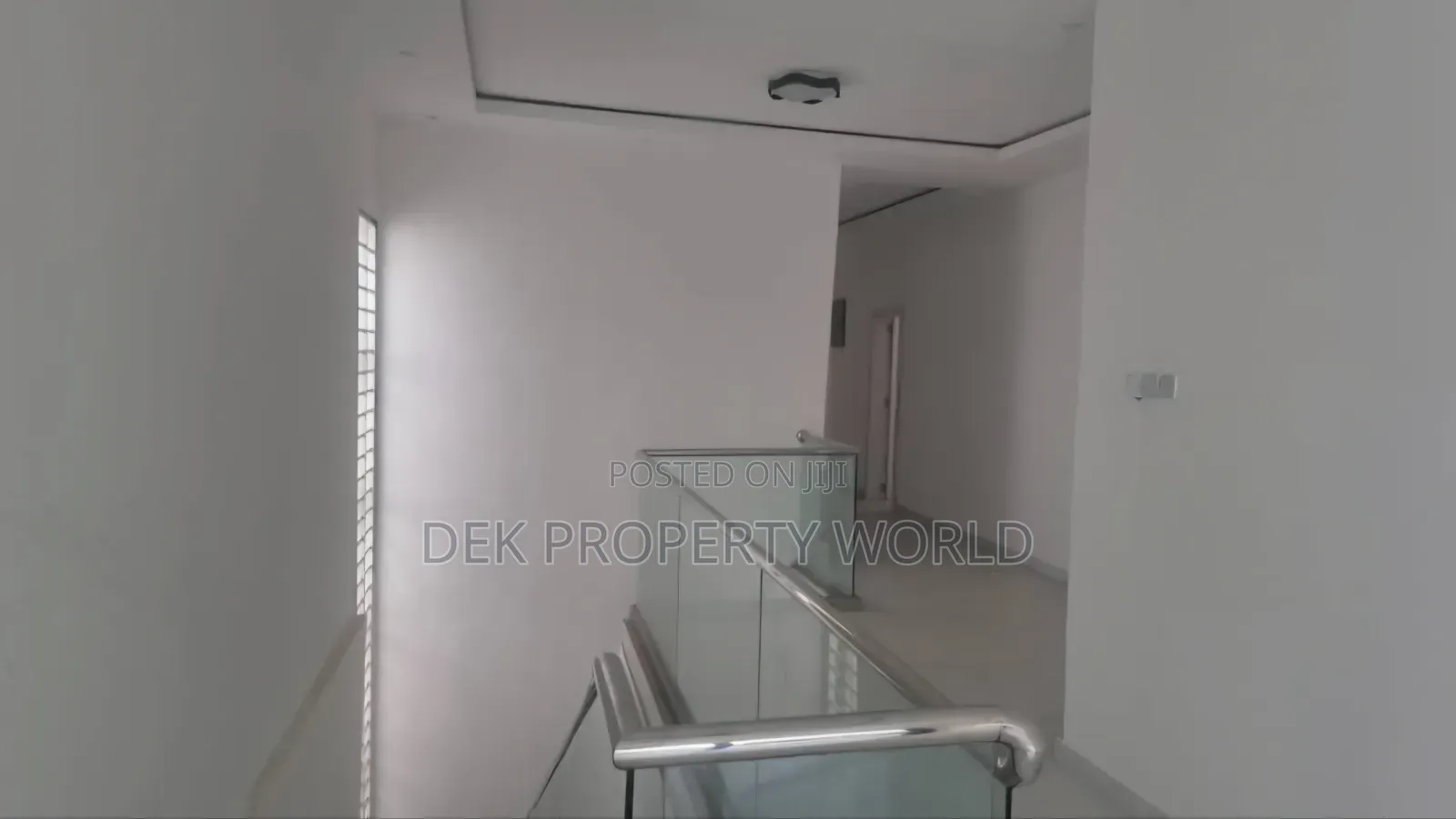 4bdrm Villa in School Junction for sale