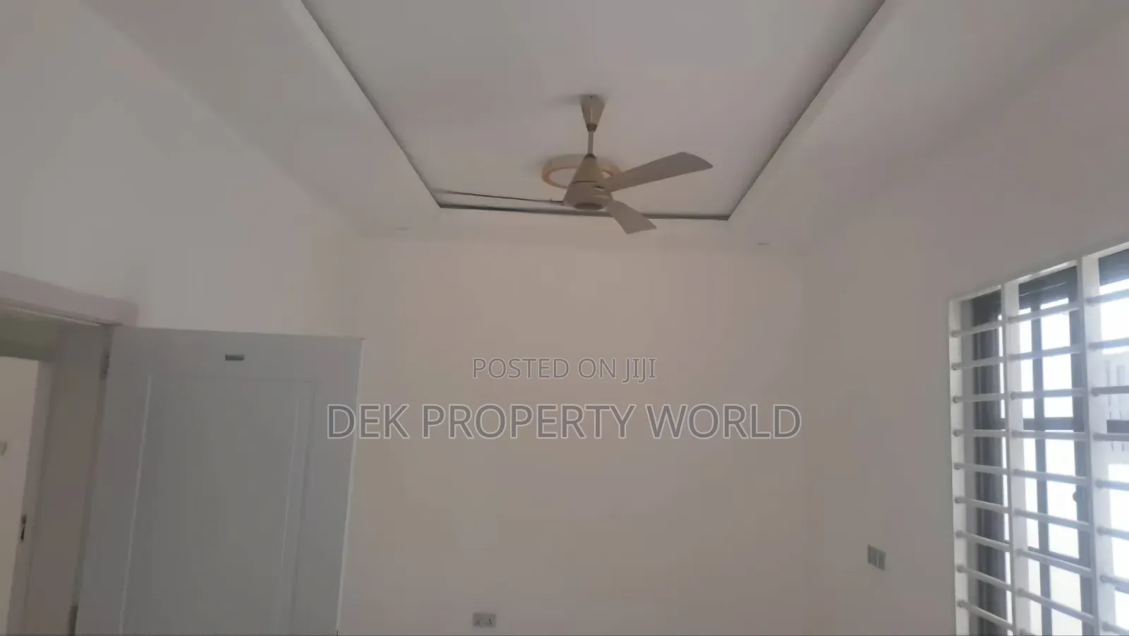 4bdrm Villa in School Junction for sale