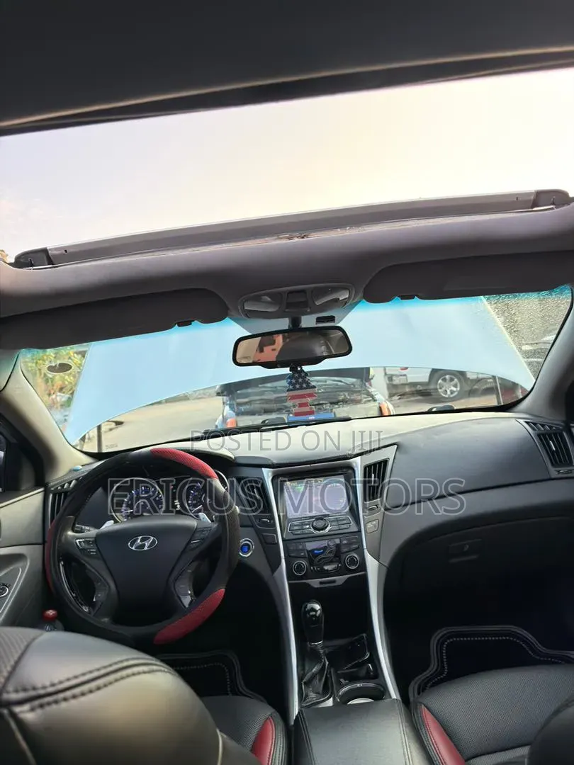 Hyundai Sonata 2013 Silver