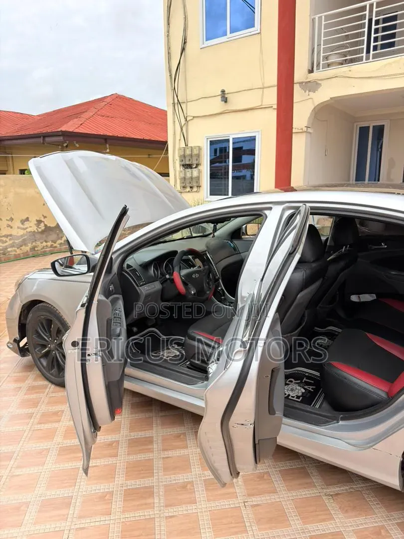 Hyundai Sonata 2013 Silver