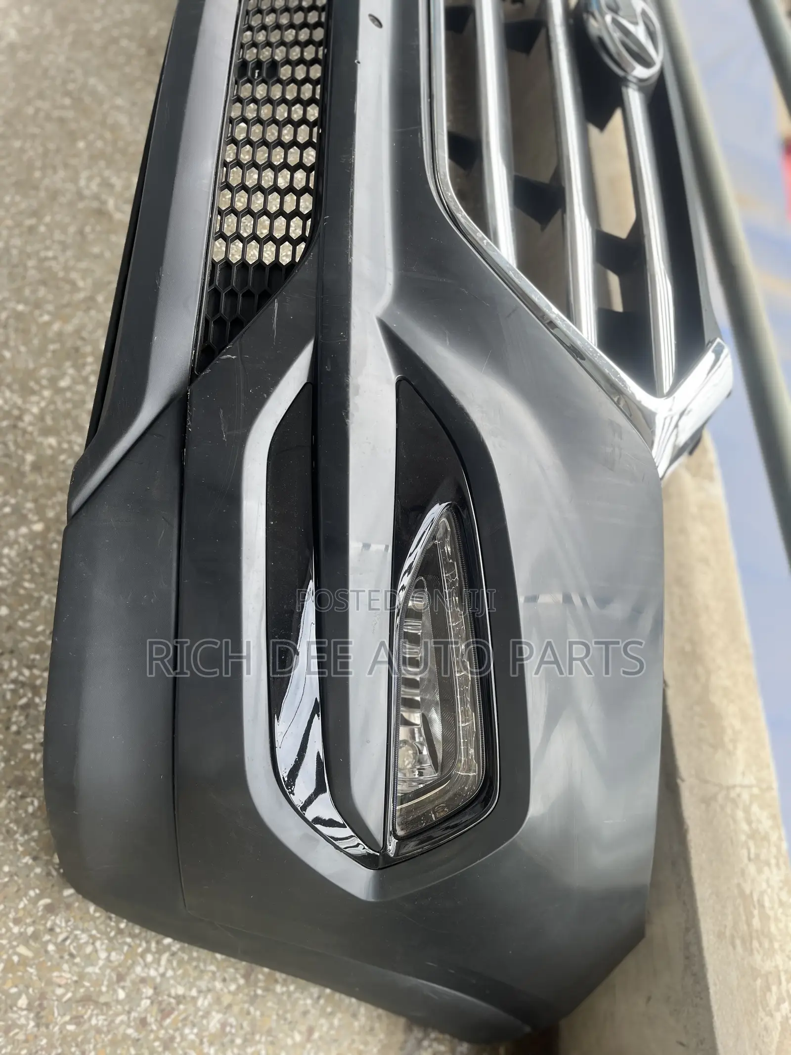 Hyundai Tucson 2015-2017 Front Bumper Complete 2015, 2016, 2017 Bumper