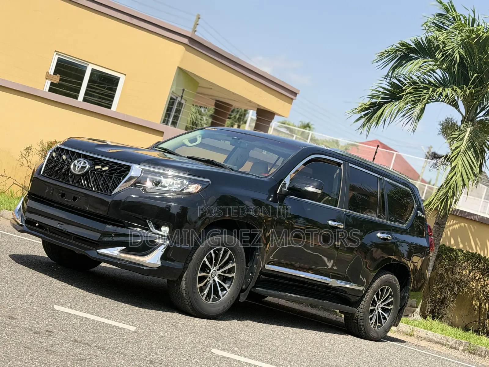 Toyota Land Cruiser Prado 2016 Black