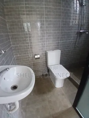 4bdrm Duplex in Oyarifa, Ghana Flag for rent