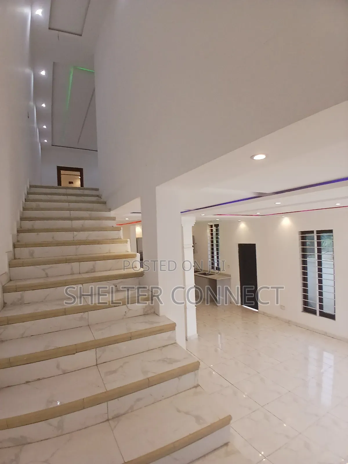 4bdrm Duplex in Oyarifa, Ghana Flag for rent