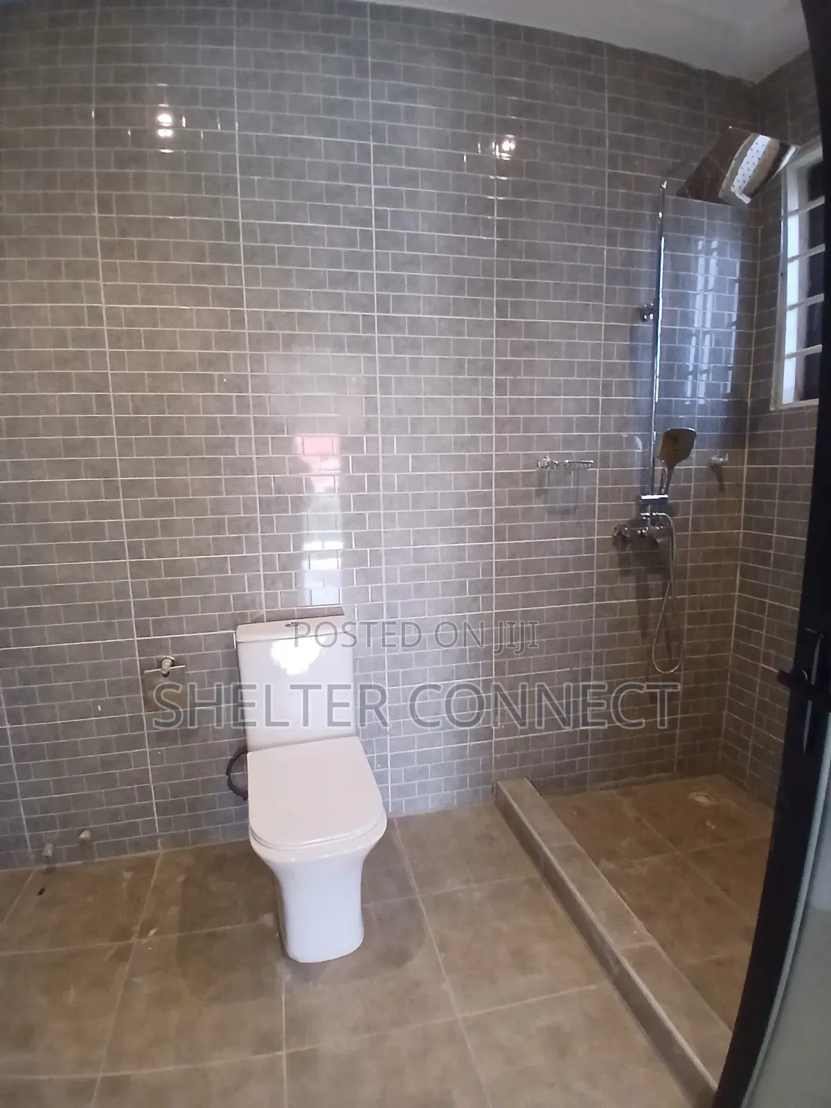 4bdrm Duplex in Oyarifa, Ghana Flag for rent