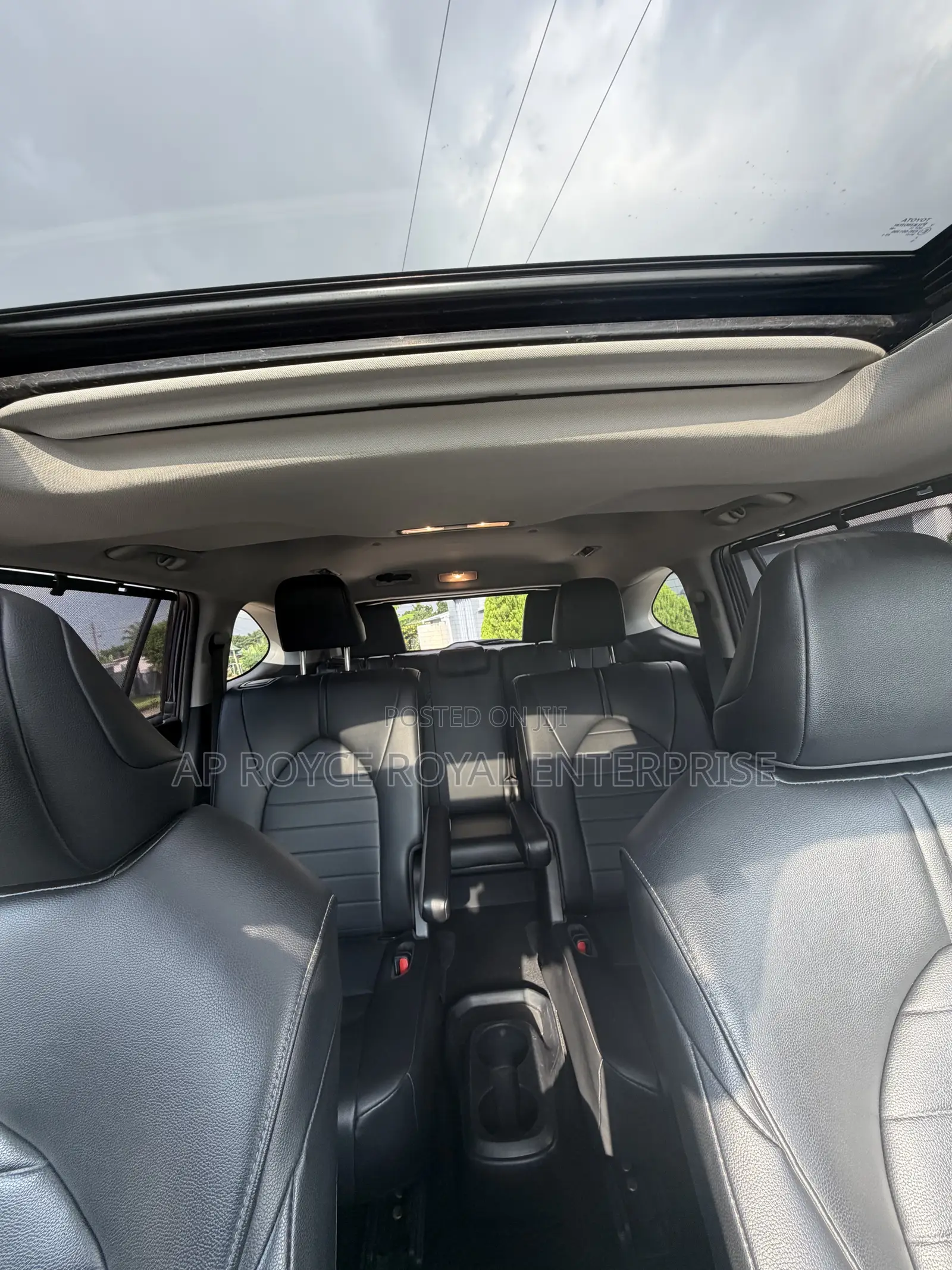 Toyota Highlander XLE 2021 Blue