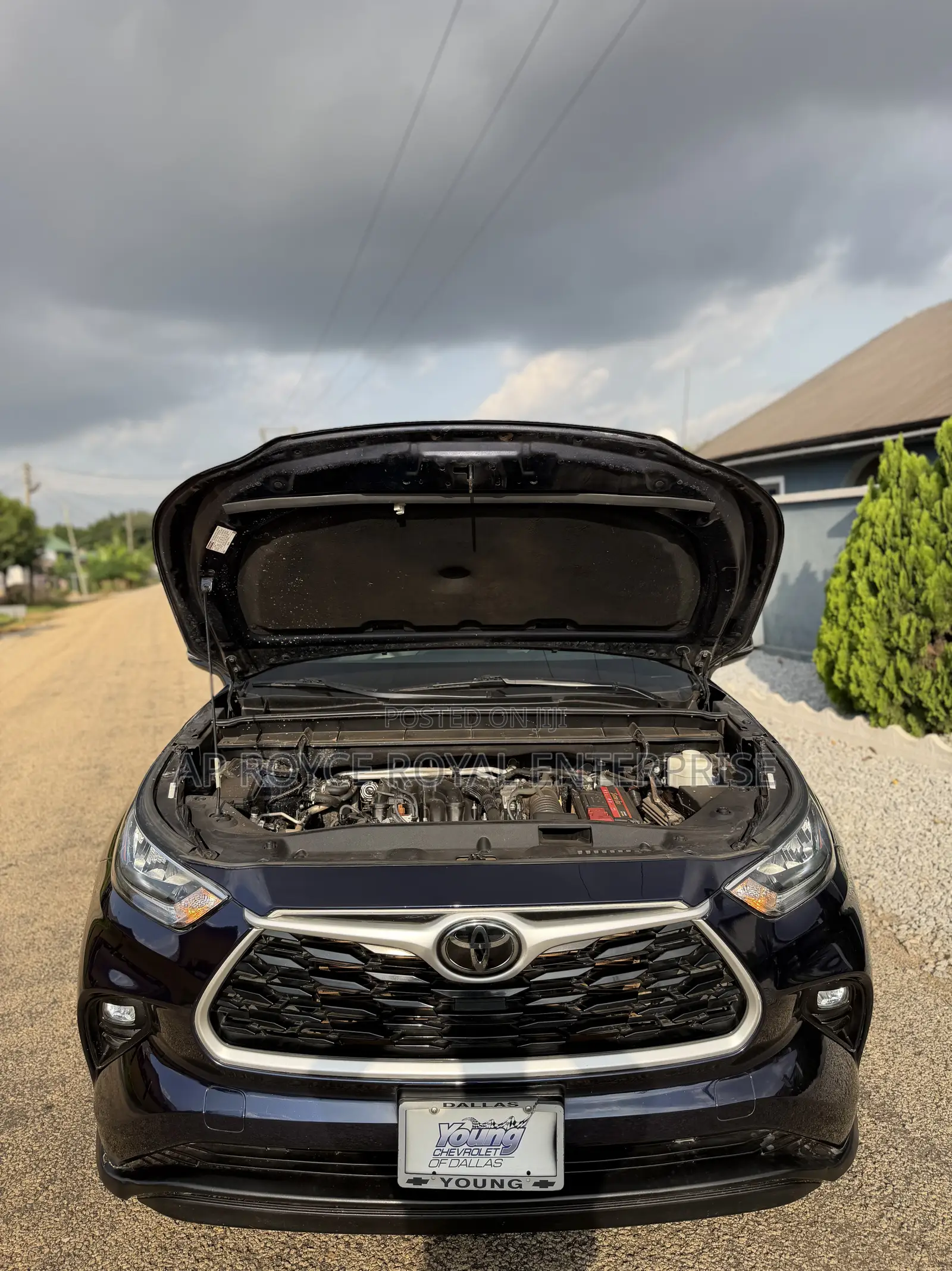 Toyota Highlander XLE 2021 Blue