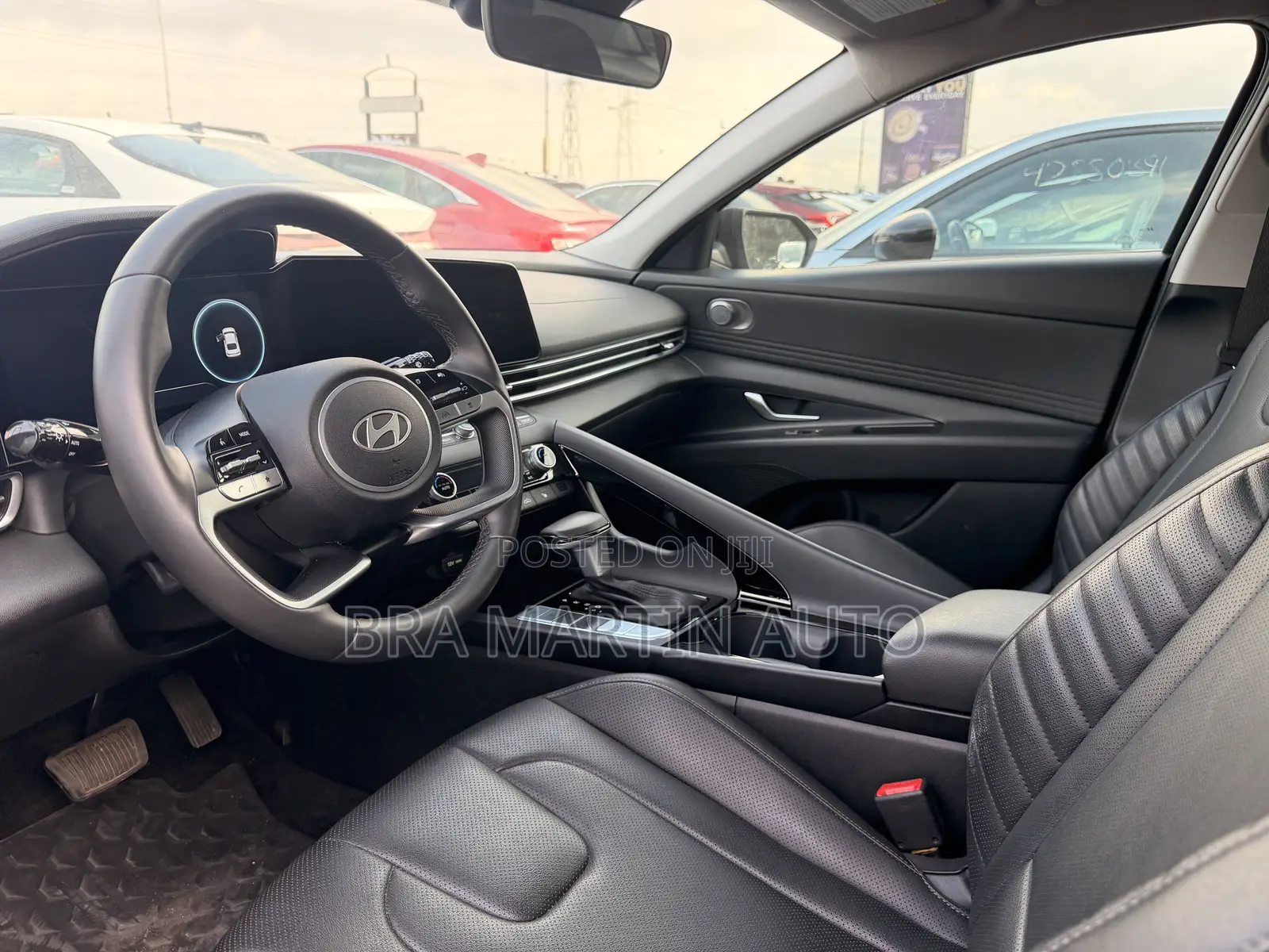Hyundai Elantra Limited IVT 2025 Black