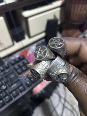 Very Powerful Star Ring for Spiritual Benefit /Protection Against Evil