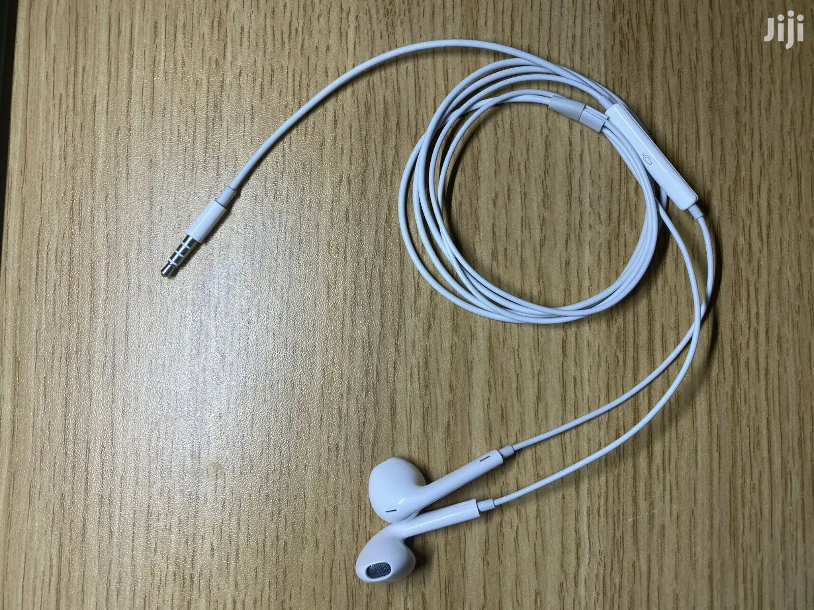 Apple Earhuds 3.5 Jack for iPhone Samsung and All Smart Fons