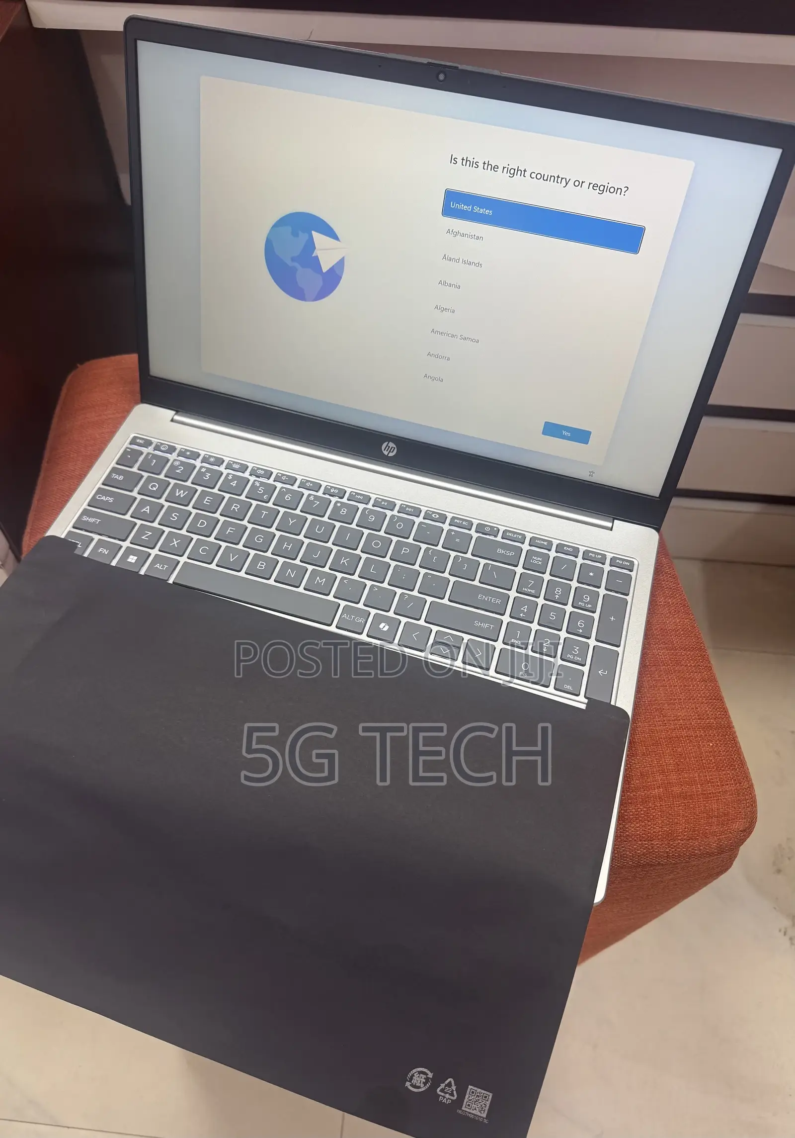 New Laptop HP 15-fd0290ns 8GB Intel Core i3 SSD 512GB