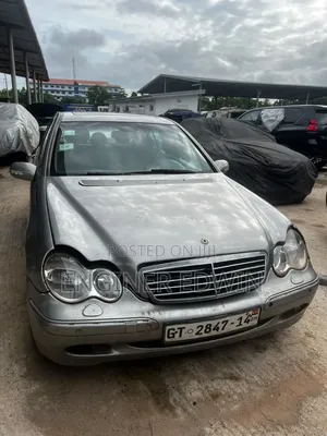 Mercedes-Benz C200 2003 Gray