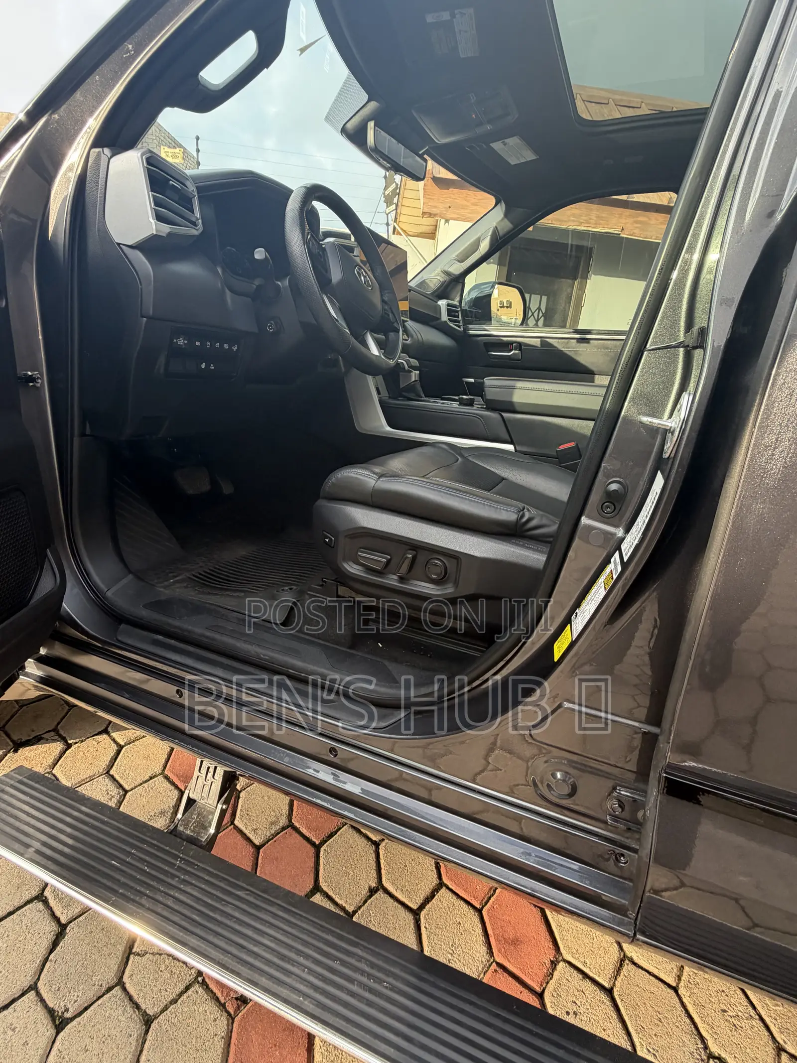 Toyota Tundra Platinum CrewMax 5.5' Bed 2023 Black