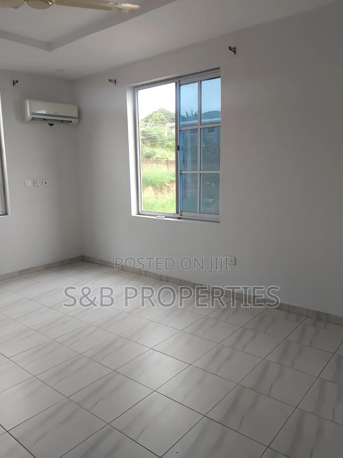 2bdrm Apartment in Police Station for rent