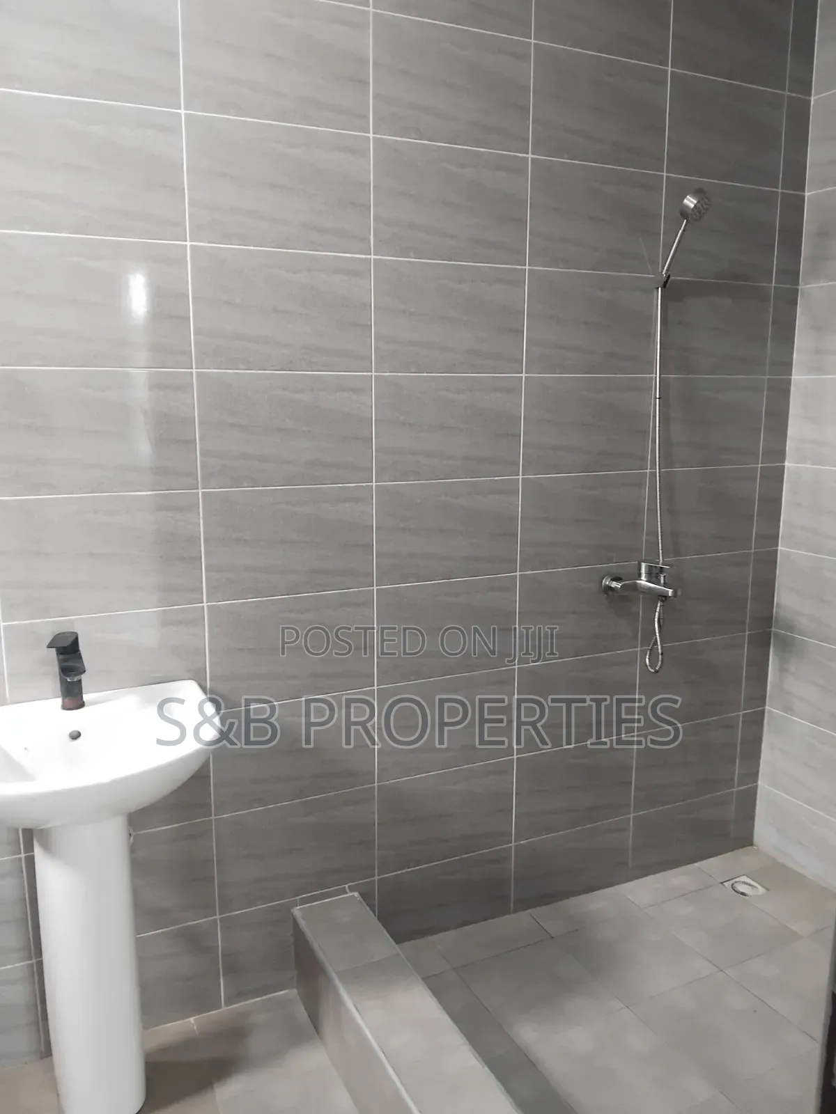 2bdrm Apartment in Police Station for rent