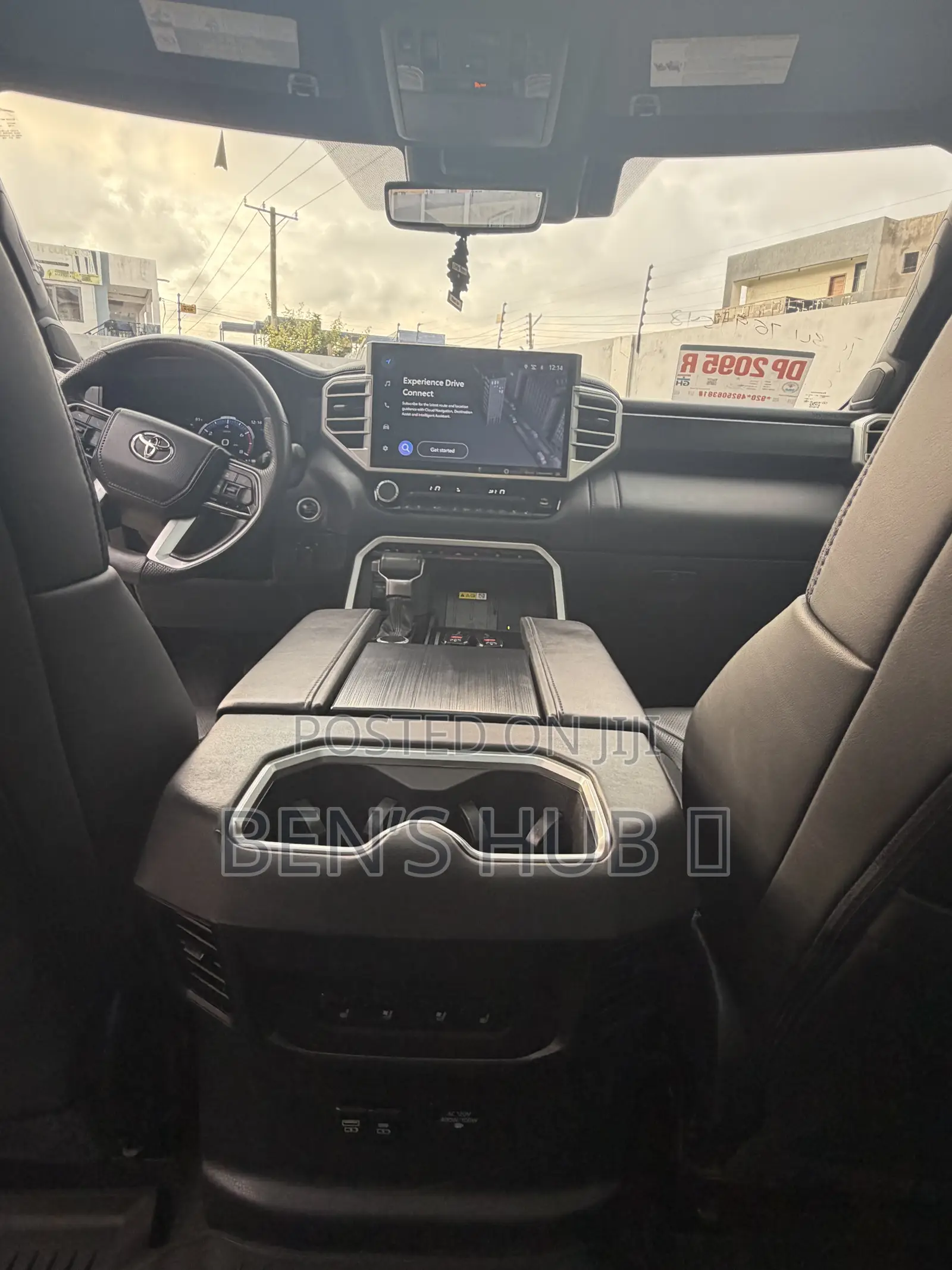 Toyota Tundra Platinum CrewMax 5.5' Bed 2023 Black