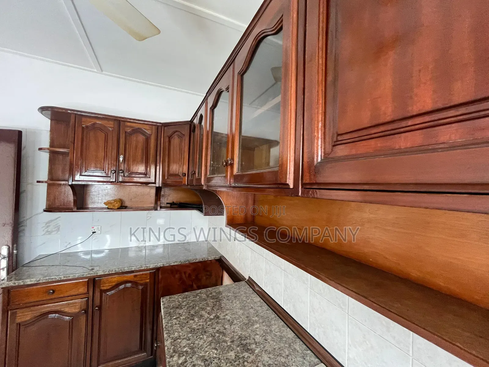 3bdrm House in Tema Metropolitan for rent
