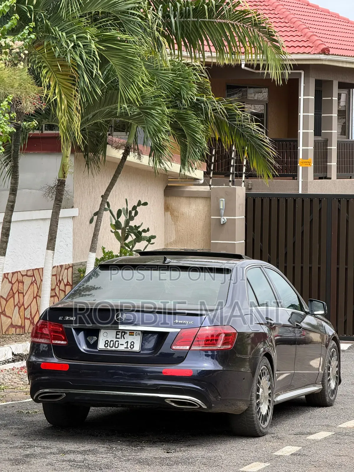 Mercedes-Benz E350 2013 Blue