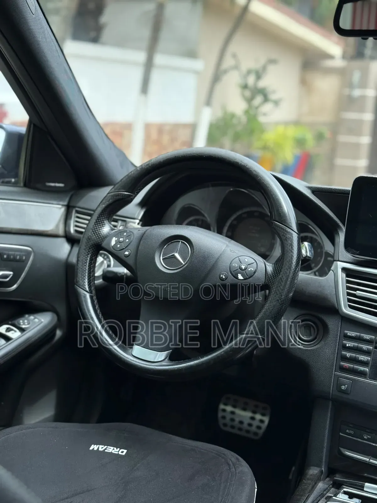 Mercedes-Benz E350 2013 Blue