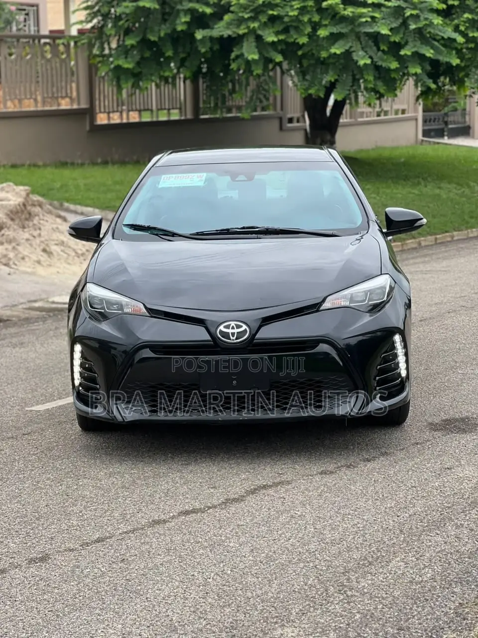 Toyota Corolla LE 4dr Sedan (1.8L 4cyl CVT) 2017 Black
